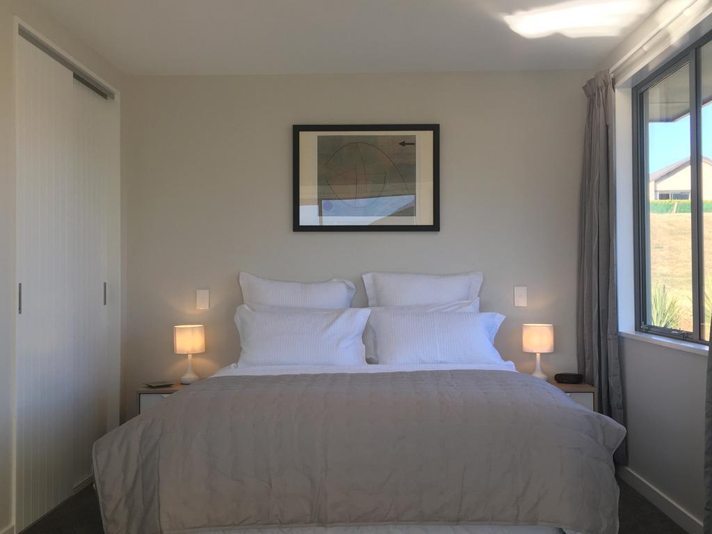 Minaret Ridge Retreat Hotel Wanaka Exterior photo